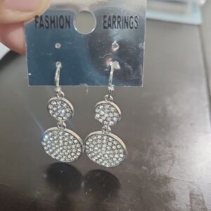 Elegant Silver Dangle Fashion Earrings